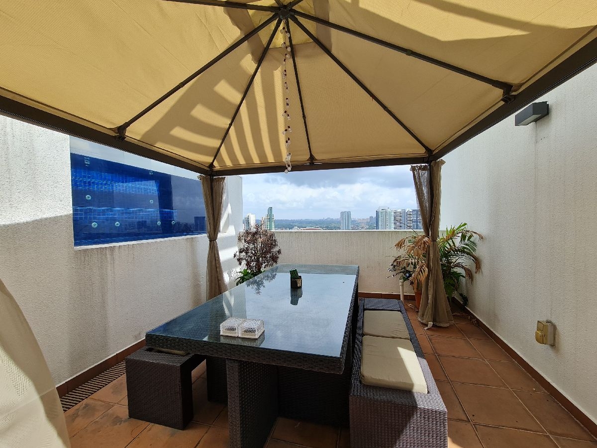 CAIRNHILL RESIDENCES 16