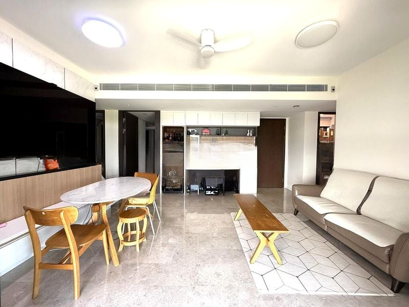 AVENUE SOUTH RESIDENCE 8