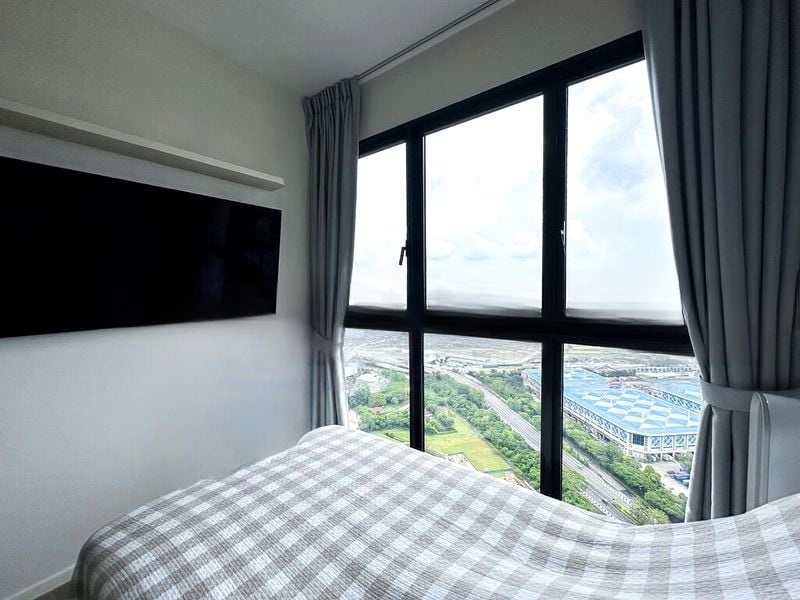 AVENUE SOUTH RESIDENCE 9