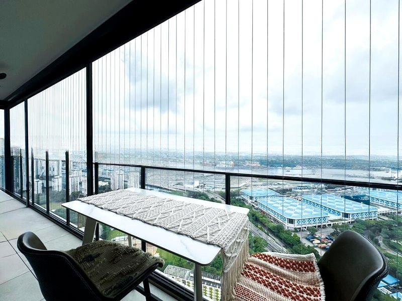 AVENUE SOUTH RESIDENCE 10