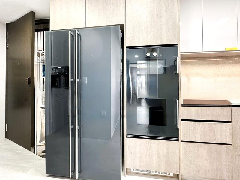 AVENUE SOUTH RESIDENCE 5