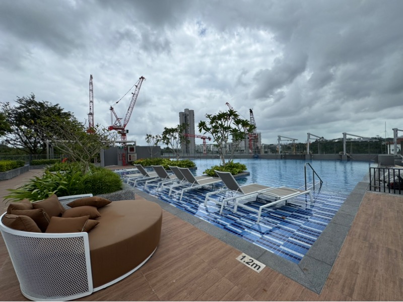 THE LINQ @ BEAUTY WORLD 12