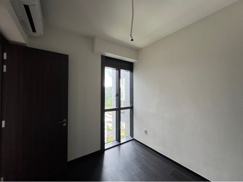 THE LINQ @ BEAUTY WORLD 6