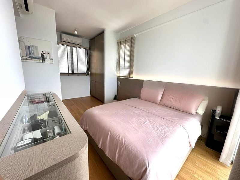 AVENUE SOUTH RESIDENCE 9