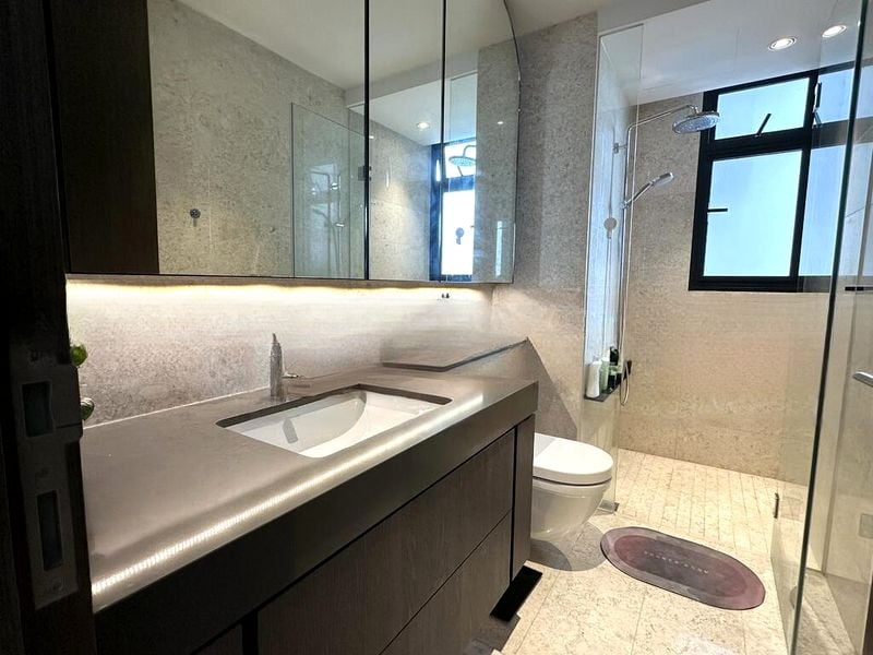 AVENUE SOUTH RESIDENCE 8