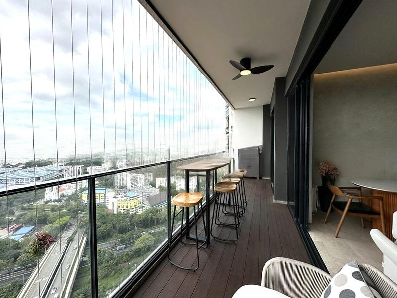 AVENUE SOUTH RESIDENCE 11