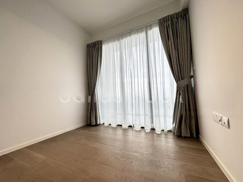 AVENUE SOUTH RESIDENCE 13