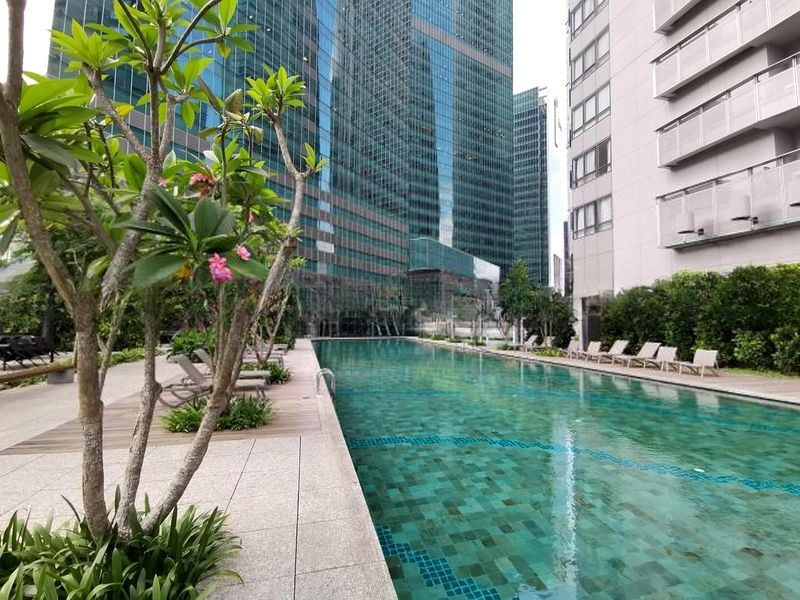 MARINA BAY SUITES 13
