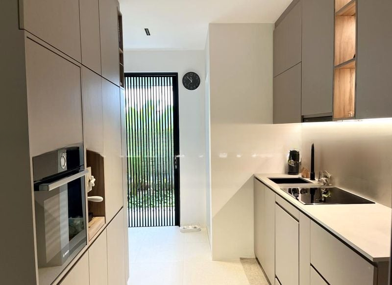 ELITE RESIDENCES 13