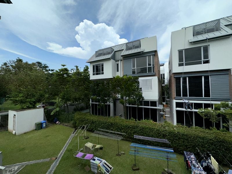 DYNASTY LODGE 2