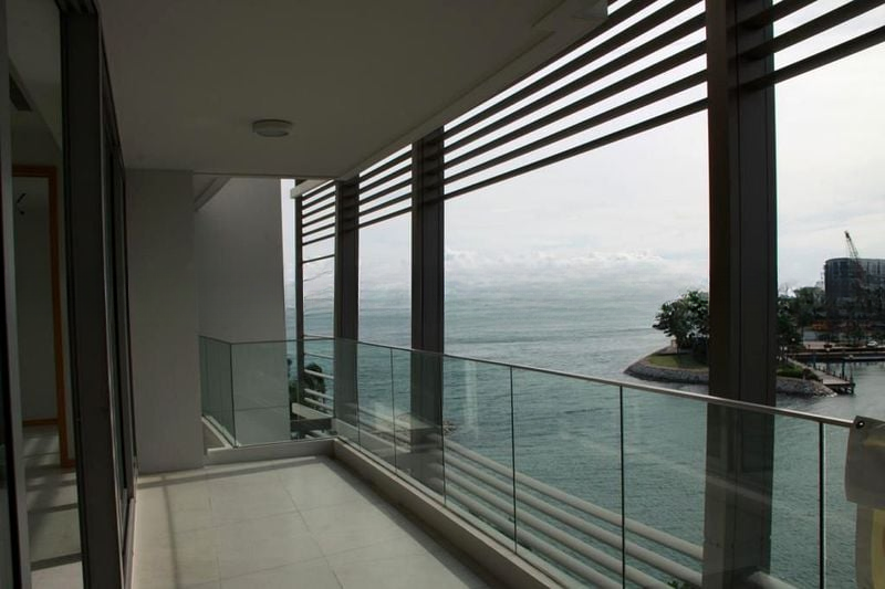 THE OCEANFRONT @ SENTOSA COVE 5