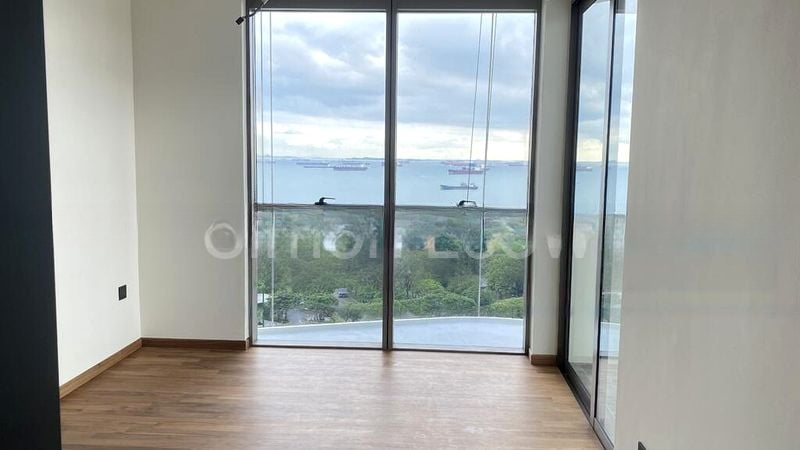 COASTLINE RESIDENCES 9
