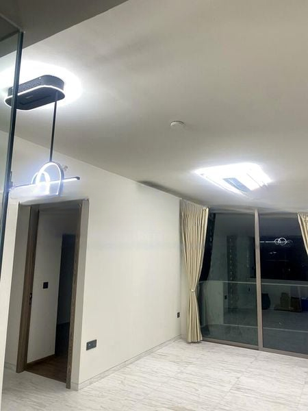 COASTLINE RESIDENCES 6