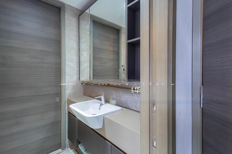 THE FLORENCE RESIDENCES 13