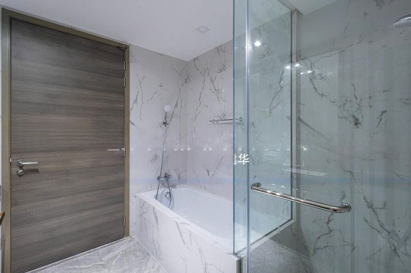 THE FLORENCE RESIDENCES 11