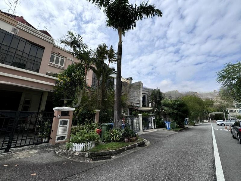 PARK VILLAS 1