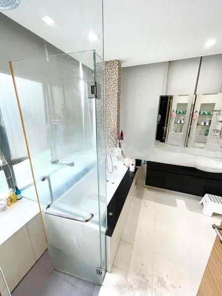 ASTON RESIDENCE 6
