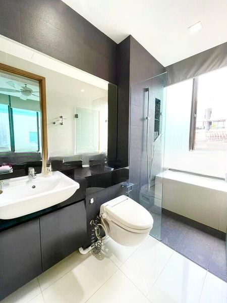 ASTON RESIDENCE 9