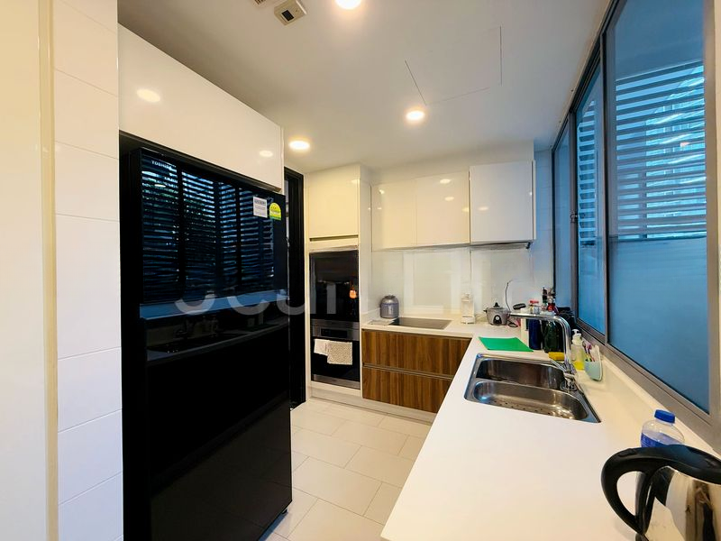 HELIOS RESIDENCES 4