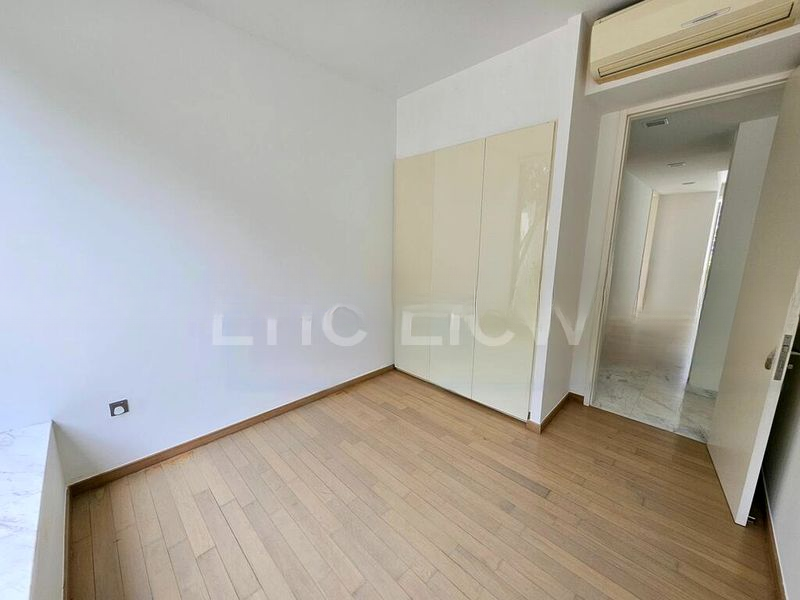 MARINA COLLECTION 13