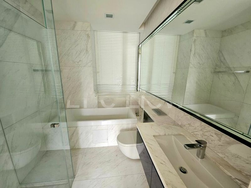 MARINA COLLECTION 11