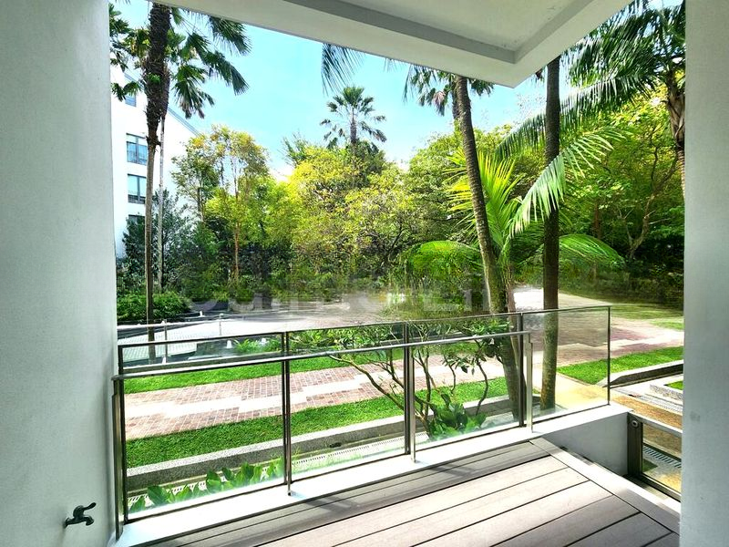 MARINA COLLECTION 12