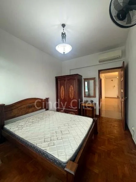 BALLOTA PARK CONDOMINIUM 4