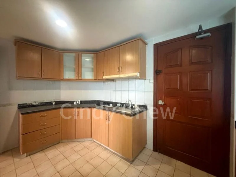 BALLOTA PARK CONDOMINIUM 11