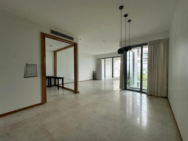 THE OCEANFRONT @ SENTOSA COVE 8