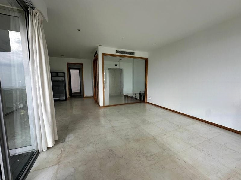 THE OCEANFRONT @ SENTOSA COVE 5