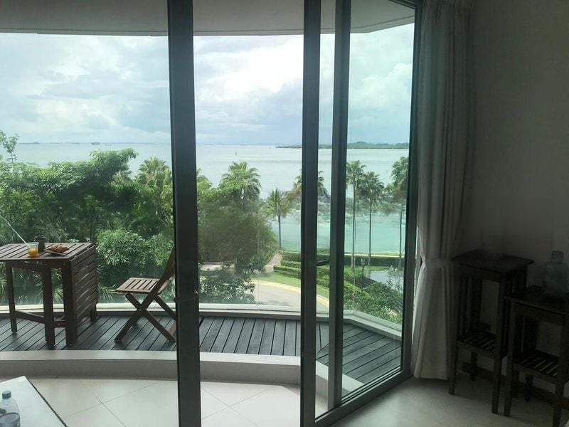 THE OCEANFRONT @ SENTOSA COVE 11