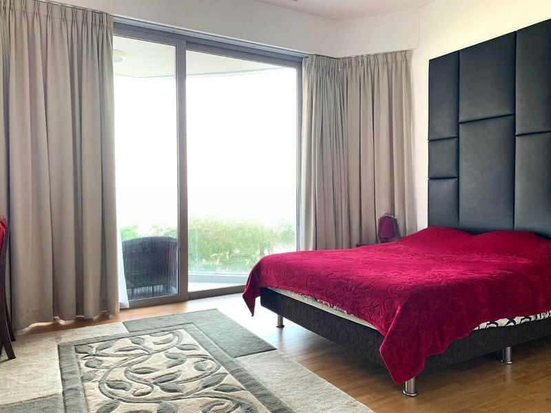 THE OCEANFRONT @ SENTOSA COVE 13