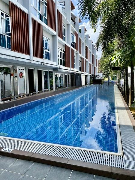 PALM GROVE REGENCY 1