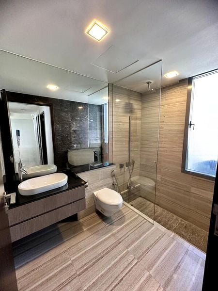 THE SEAWIND 6