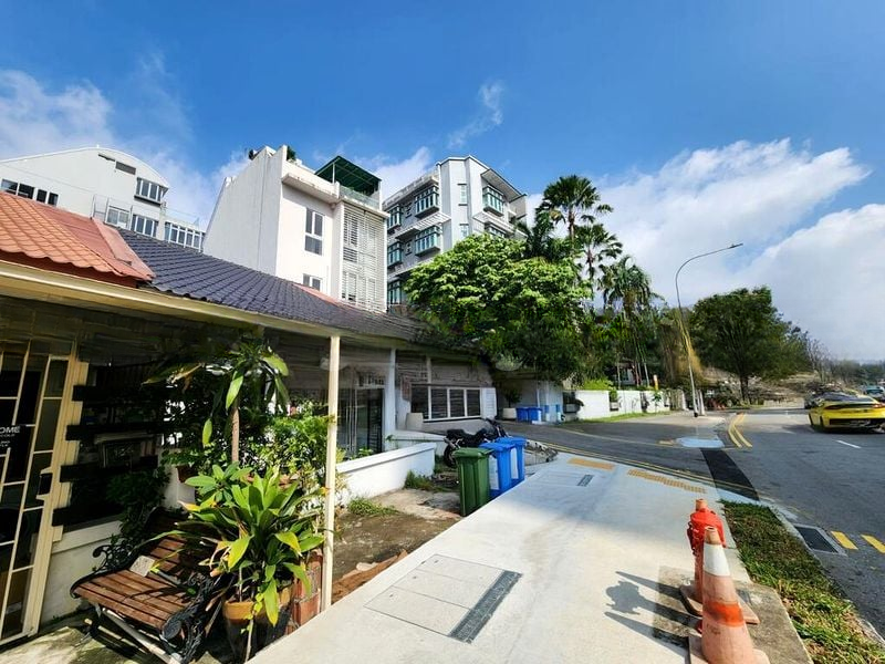38 I SUITES 5
