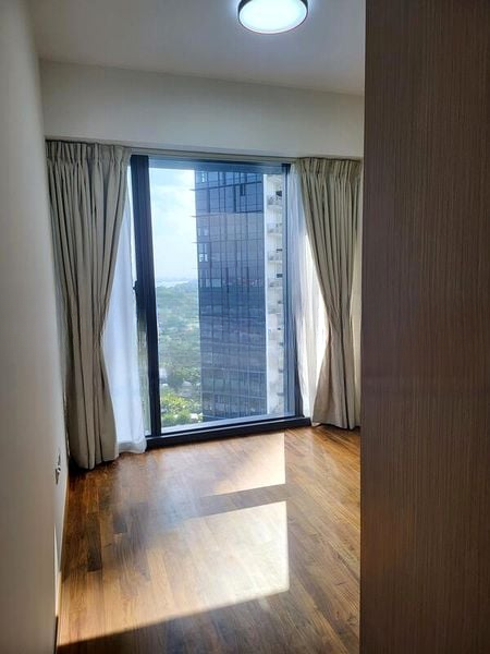 SEASIDE RESIDENCES 6