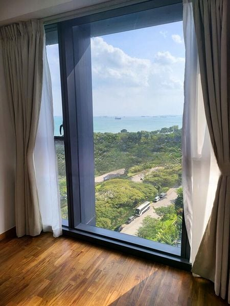 SEASIDE RESIDENCES 10