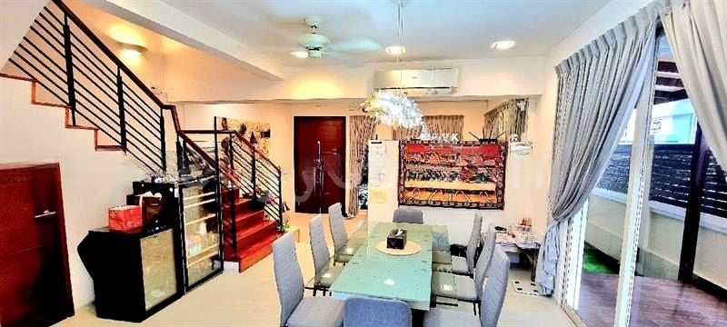 PARK VILLAS 6