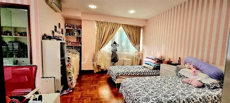 PARK VILLAS 7