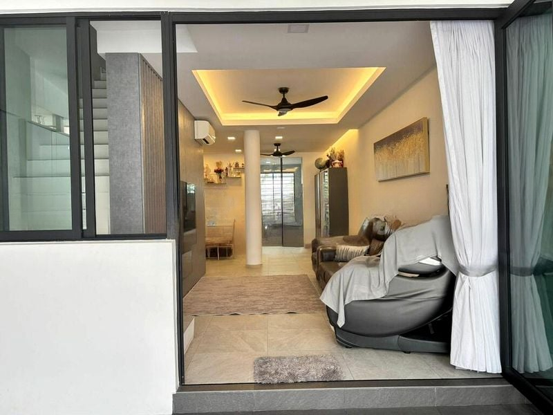 THOMSON GARDEN ESTATE 9