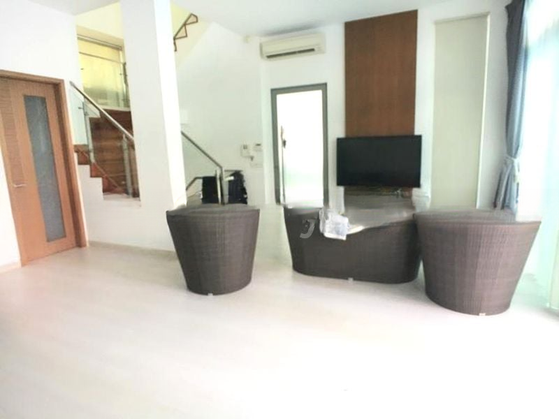 ASTON RESIDENCE 1
