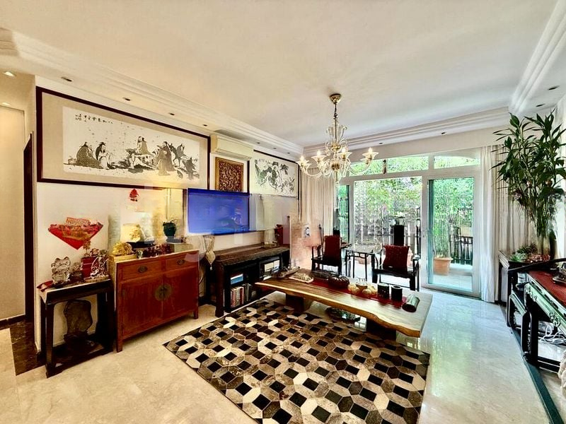 SIXTH AVENUE VILLE 13