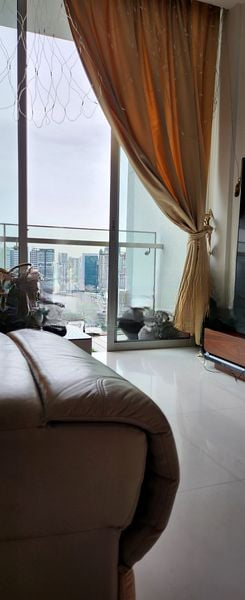 CAIRNHILL RESIDENCES 5