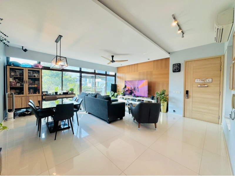 VARSITY PARK CONDOMINIUM 15