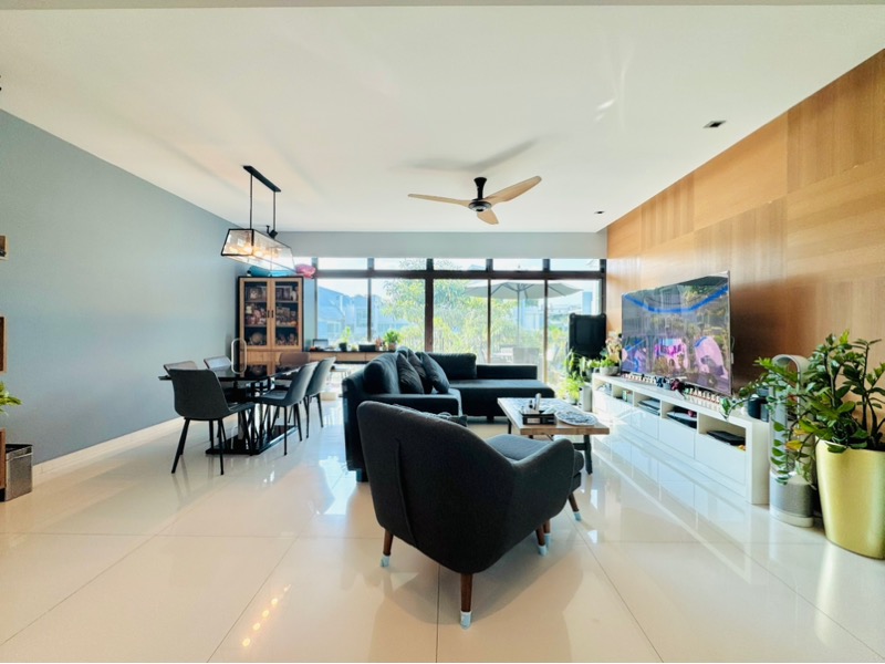 VARSITY PARK CONDOMINIUM 17