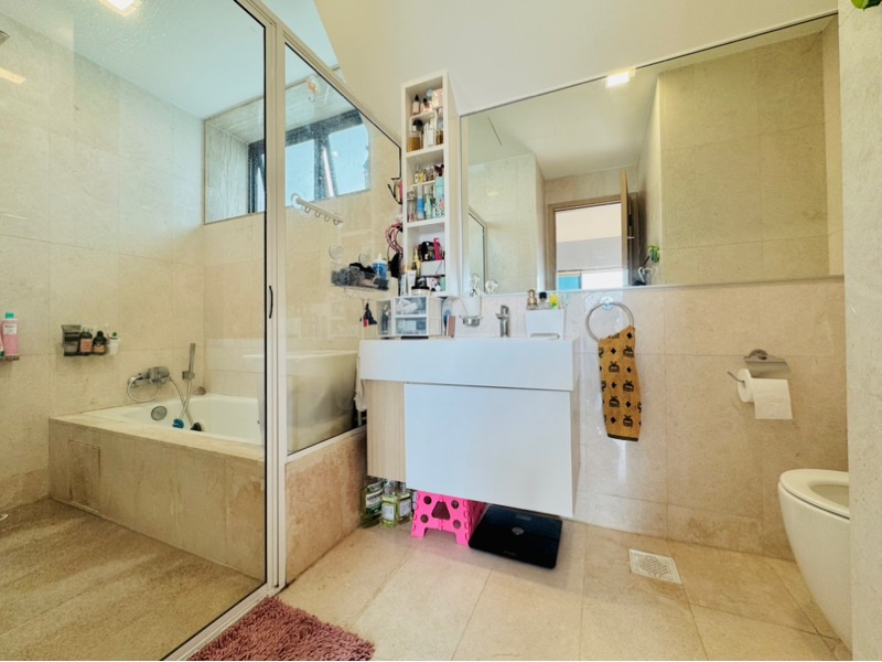 VARSITY PARK CONDOMINIUM 8