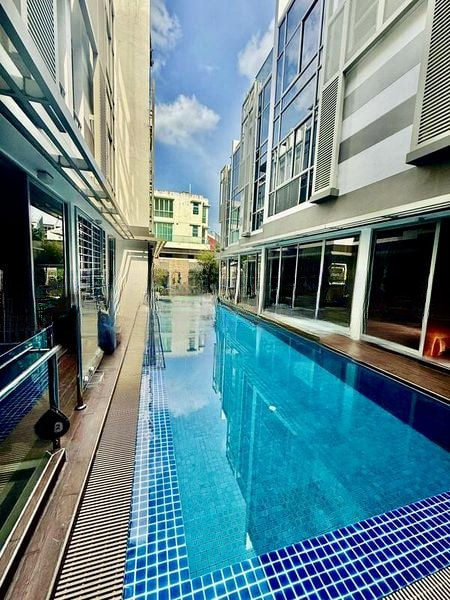 WATER TERRACE 3