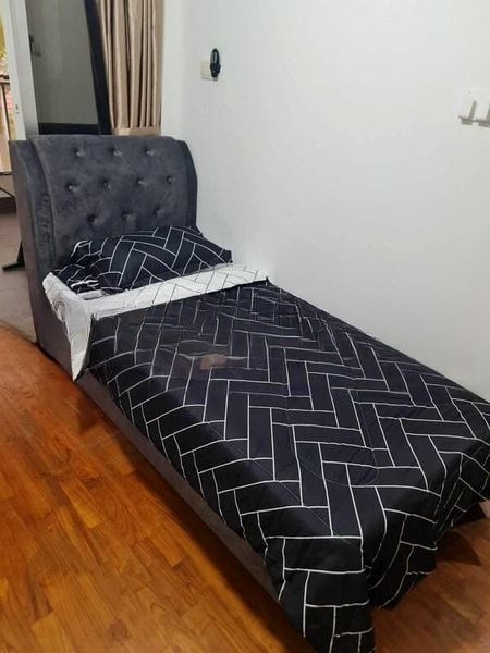 THE PARC CONDOMINIUM 6