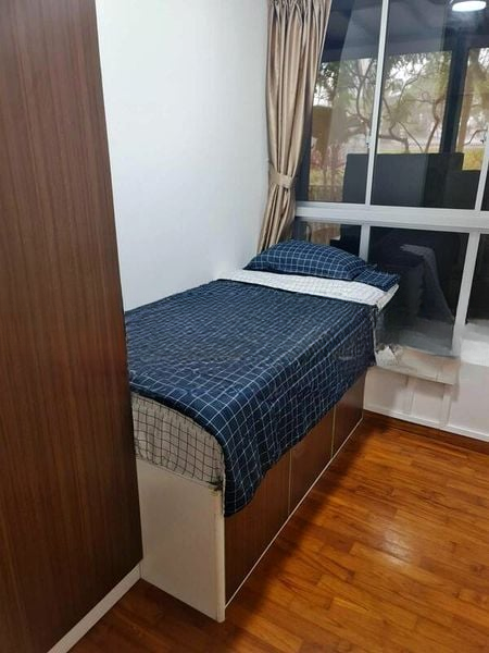 THE PARC CONDOMINIUM 7