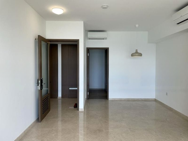 SEASIDE RESIDENCES 8